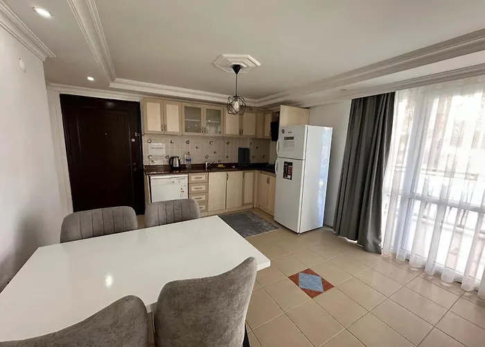 Circle Apartment