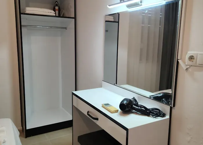 Circle Apartment *