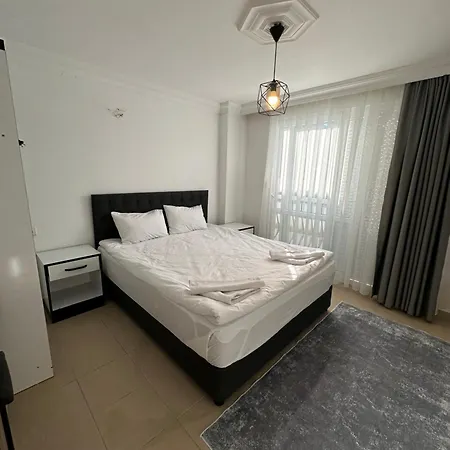 Circle Apartment Side