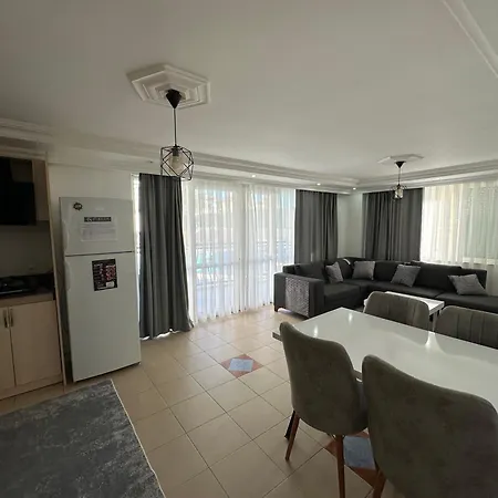 Circle Apartment Side