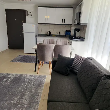 Circle Apartment Side