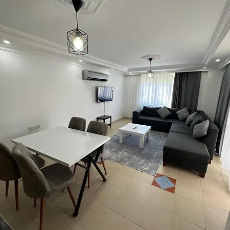 Circle Apartment *