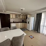 Circle Apartment