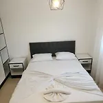 Circle Apartment Side