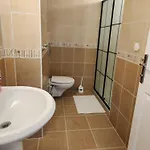 Apartment Circle Side