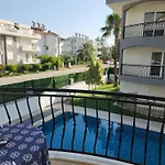 Circle Apartment *